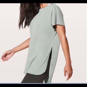 New with tags Lululemon Side Story Tee, size 8.